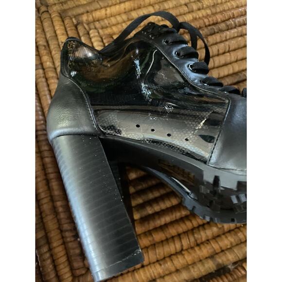 B1G2 FREE 🍁 Shoe Dazzle Black Clear Lace Ankle Boots Size 9 Chunky Platform - Picture 5 of 10